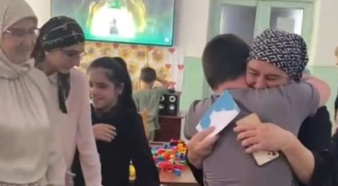 Воспитателю из Комплексного центра в Буйнакске проектом «Умра-хадж» вручена путевка в Мекку